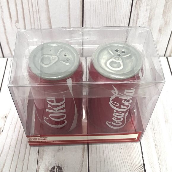 NIB Coca Cola Salt & Pepper Shakers - Picture 4 of 6